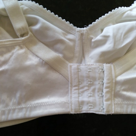 Playtex 18-Hour Wireless Bra 42D White Style 4745 - Picture 16 of 16